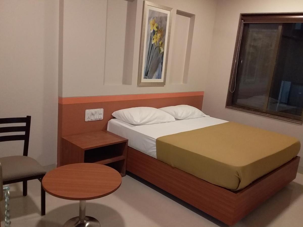 Sai Palace Express Ширди Екстериор снимка